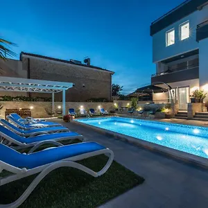 Luxury Polo Appartement Bibinje